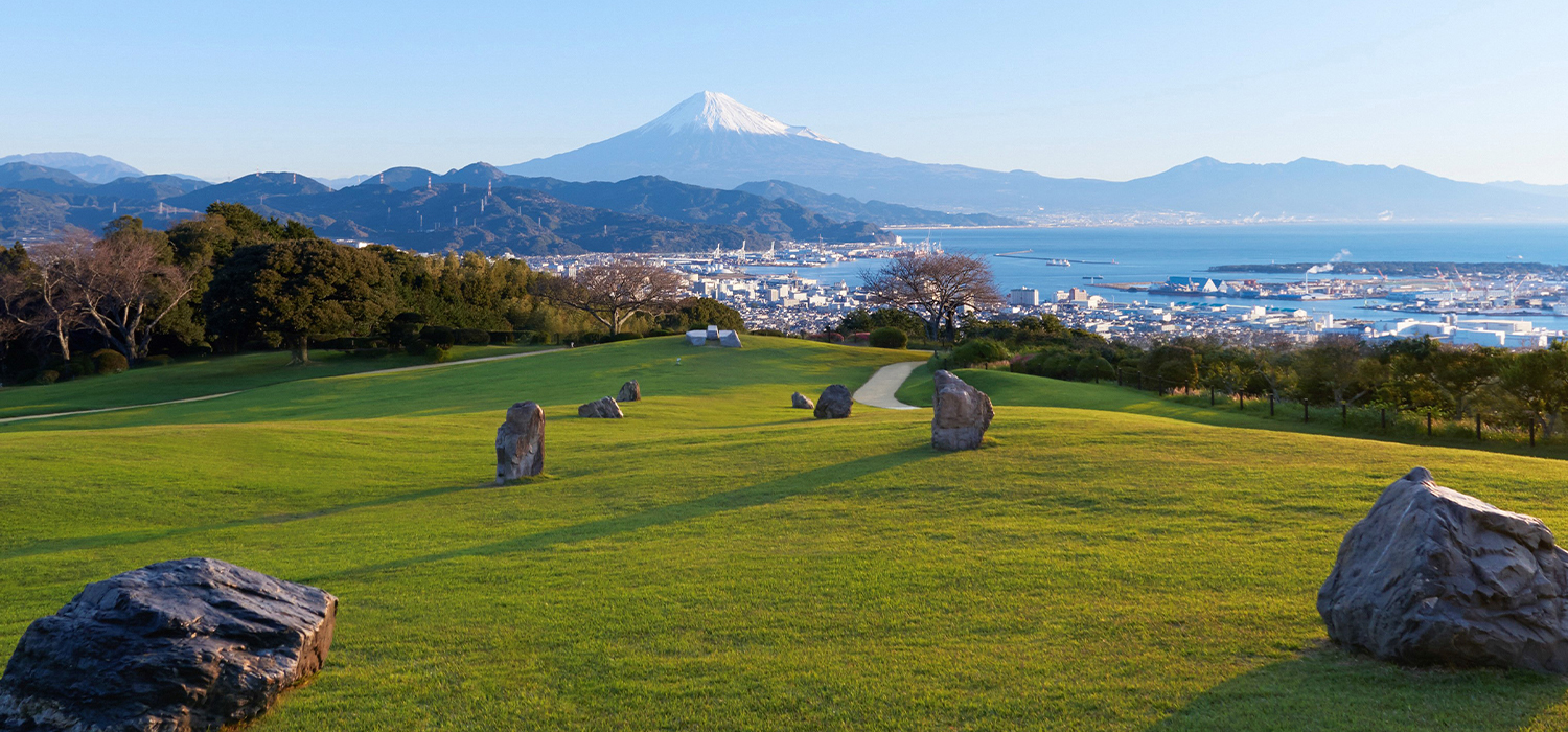 地球からの贈り物 石の息吹を表現したアートワーク